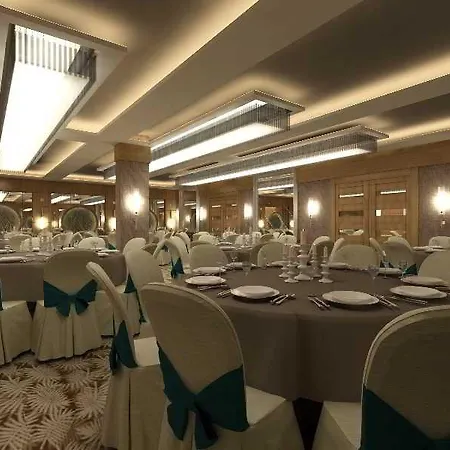 Hotell Palm World &