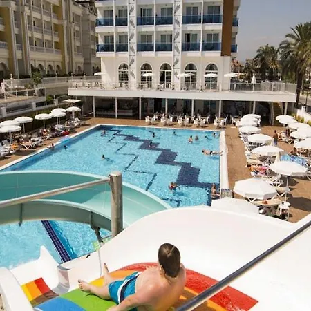 Hotell Palm World &